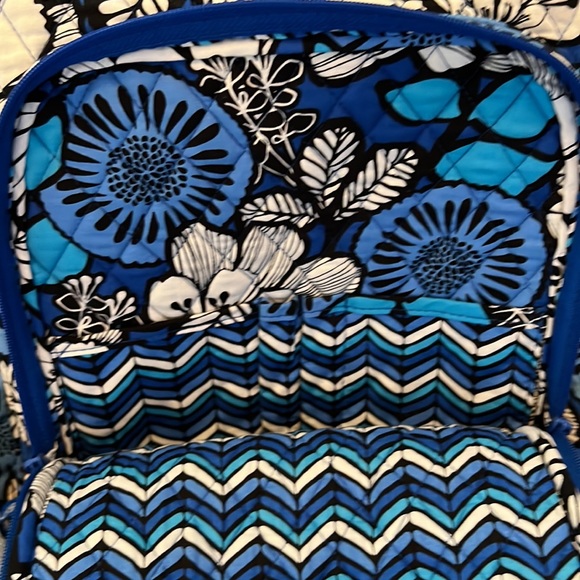 Vera Bradley Backpack - Picture 6 of 7